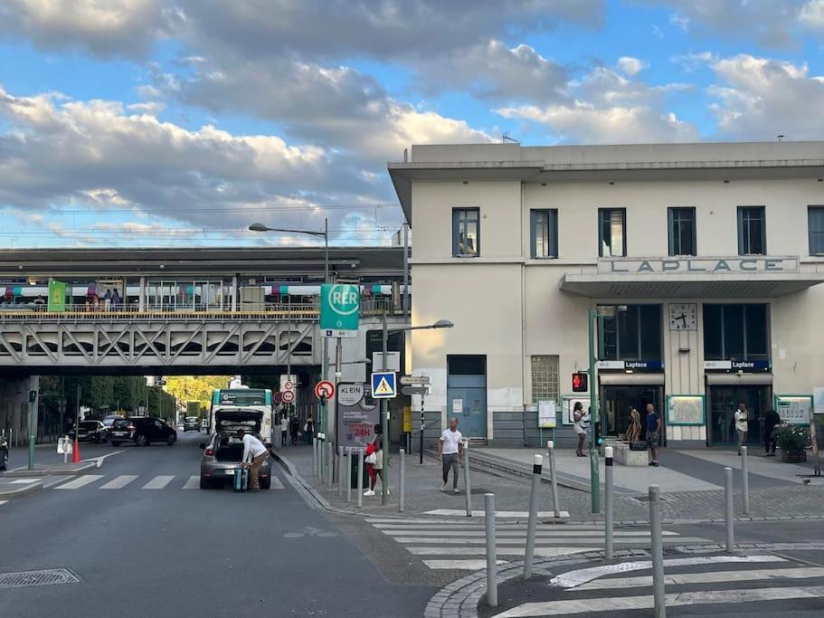 C - Maison 10 Min Paris Expo - 5 Rooms/5 Beds آركُوييْ المظهر الخارجي الصورة